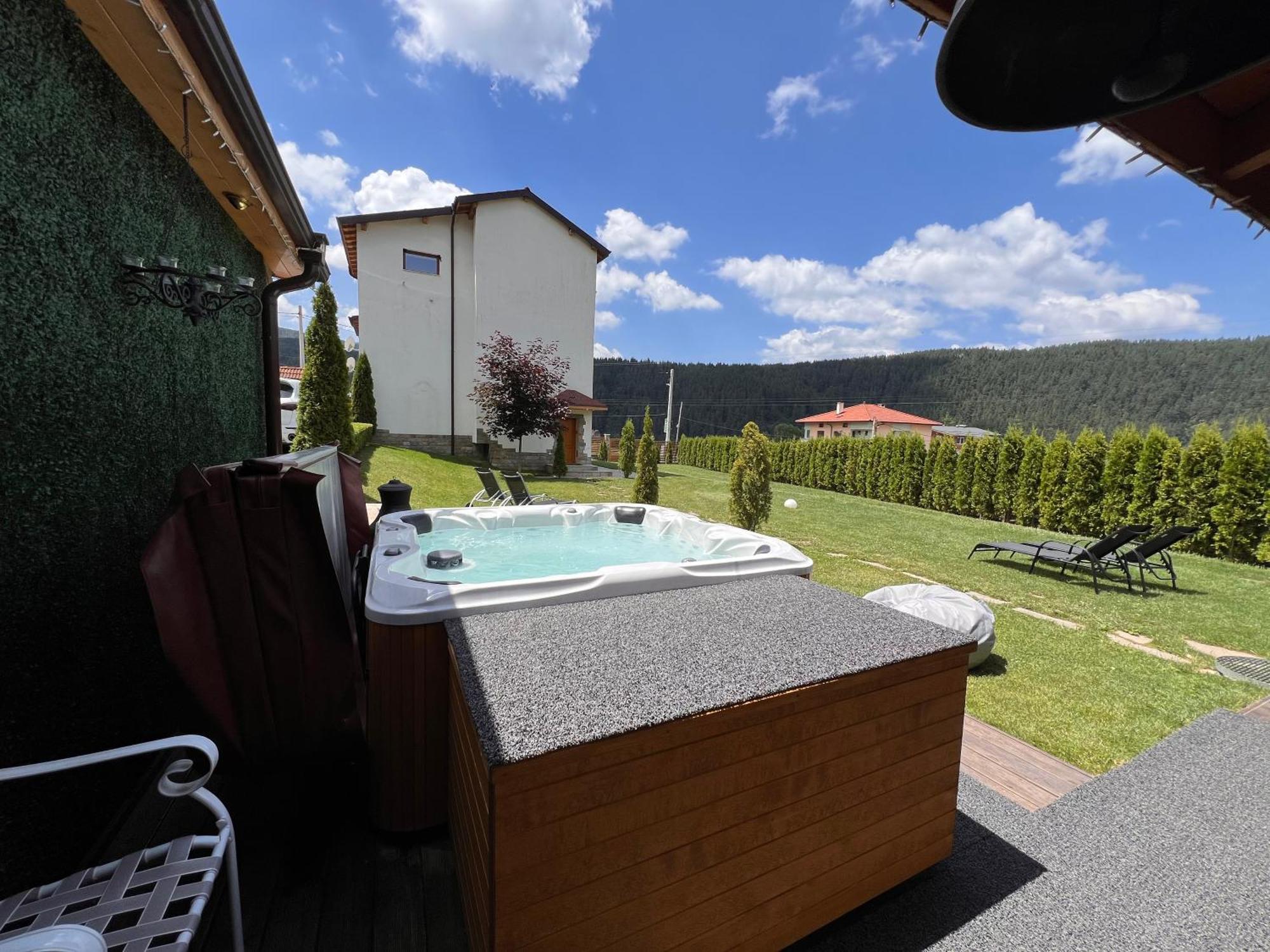 Villa Adelheide - Spa, Bbq & Jacuzzi Beli Iskar Eksteriør bilde