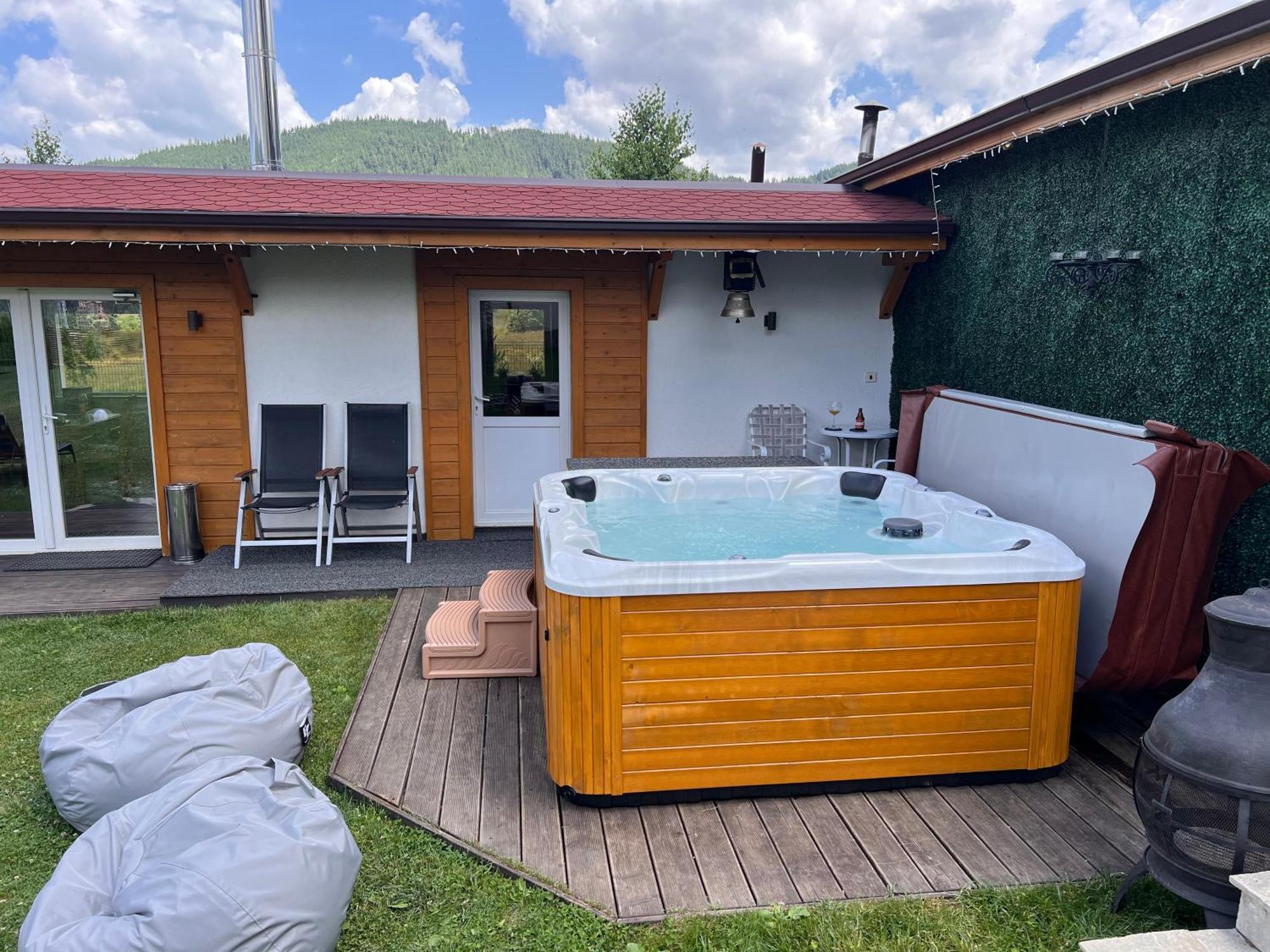 Villa Adelheide - Spa, Bbq & Jacuzzi Beli Iskar Eksteriør bilde