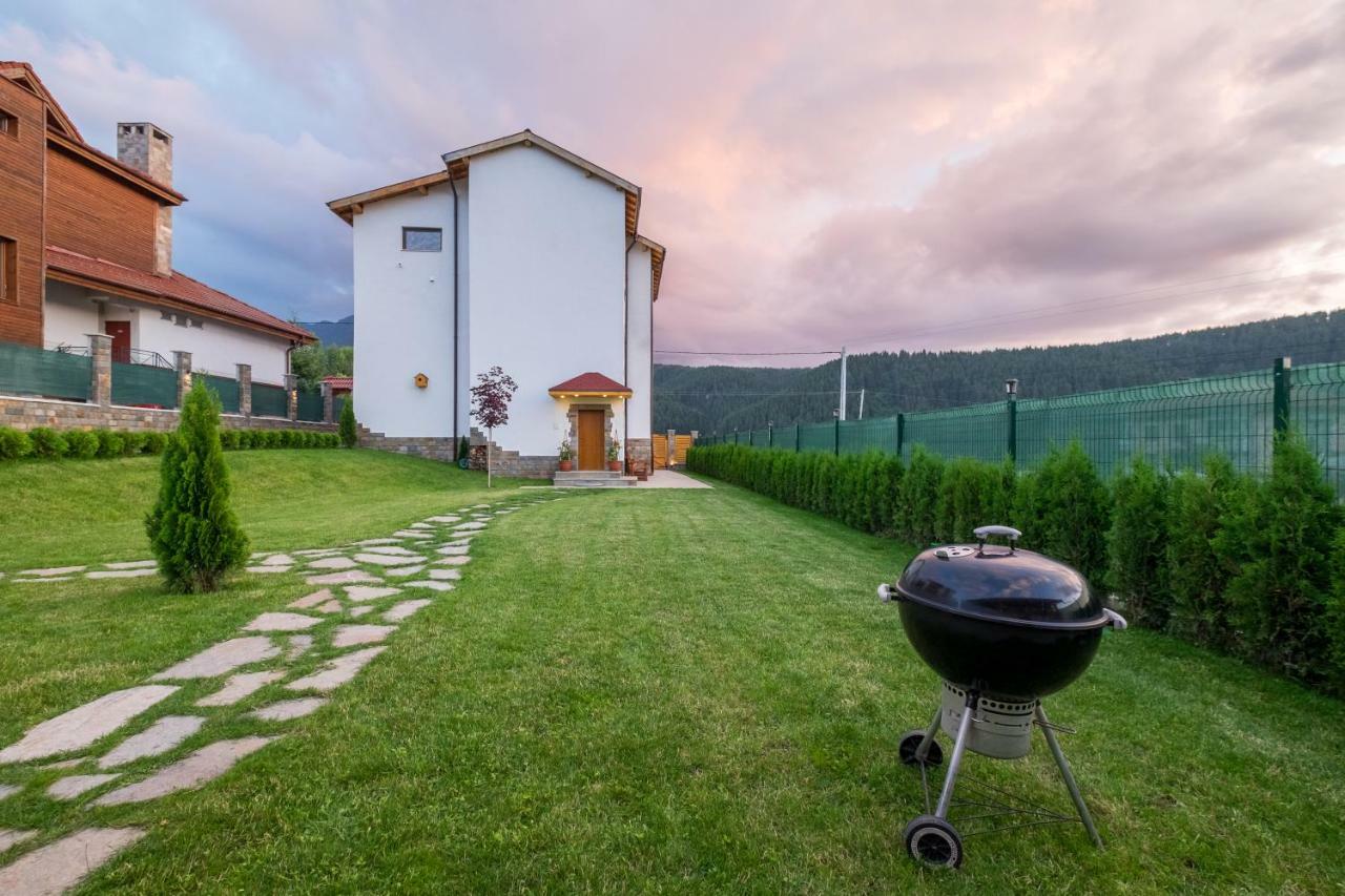 Villa Adelheide - Spa, Bbq & Jacuzzi Beli Iskar Eksteriør bilde
