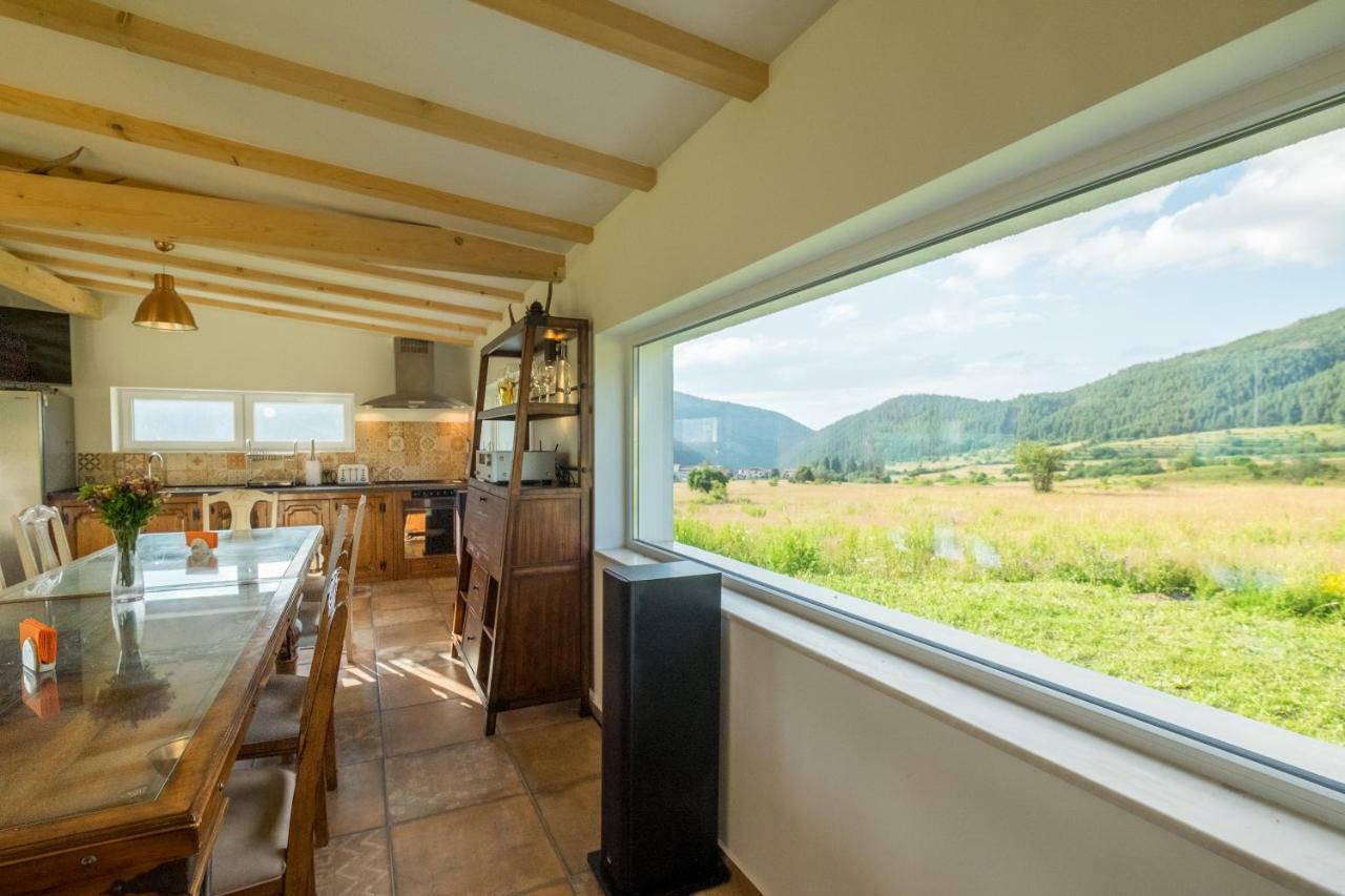 Villa Adelheide - Spa, Bbq & Jacuzzi Beli Iskar Eksteriør bilde